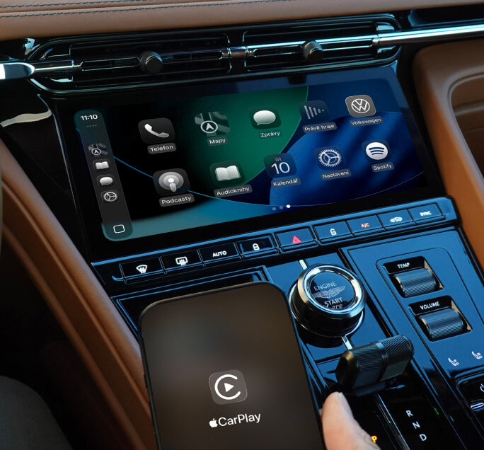 <h5>Refreshed CarPlay interface</h5>